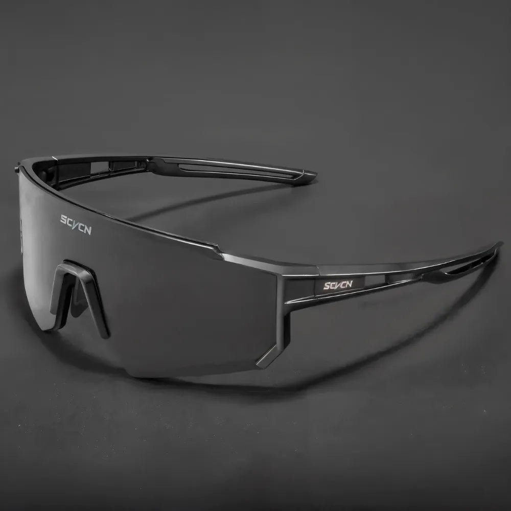 Sports sunglasses for cycling and mountain biking