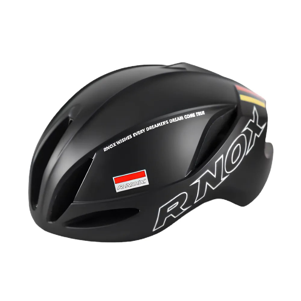 Aerodynamiczny kask szosowy PACE, kolor czarny, z zaawansowaną wentylacją dla maksymalnego komfortu.